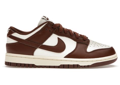 dunk low cacao wow women's